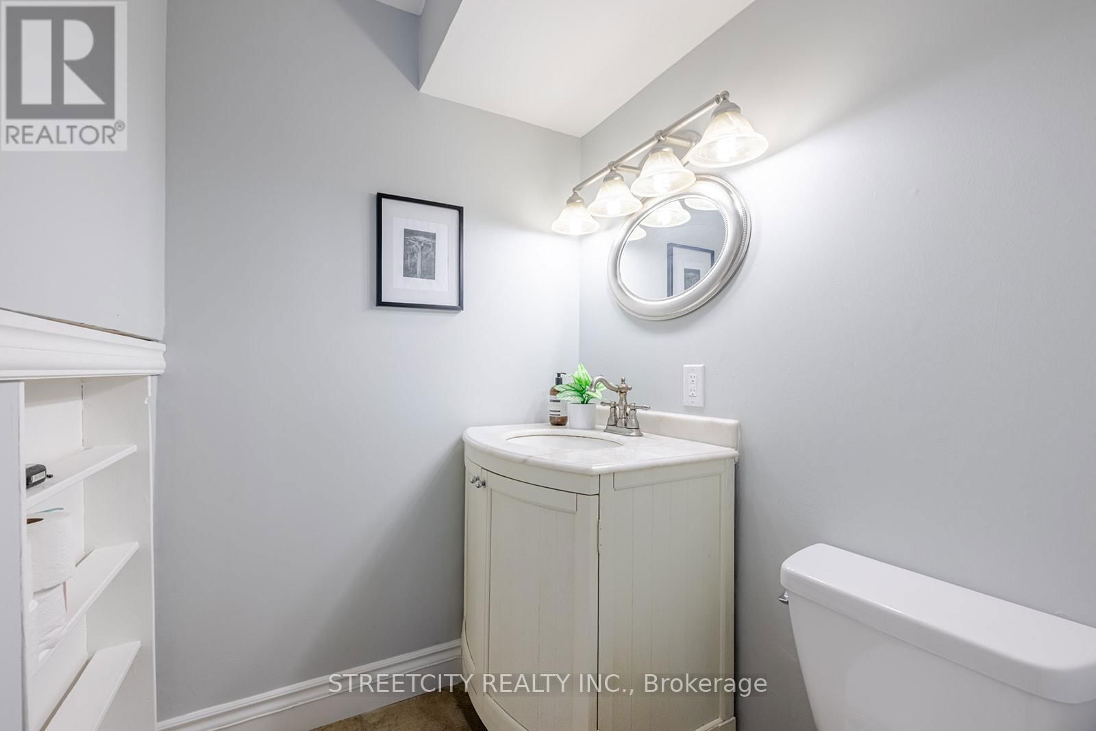 41 FENNELL CRESCENT Image 28