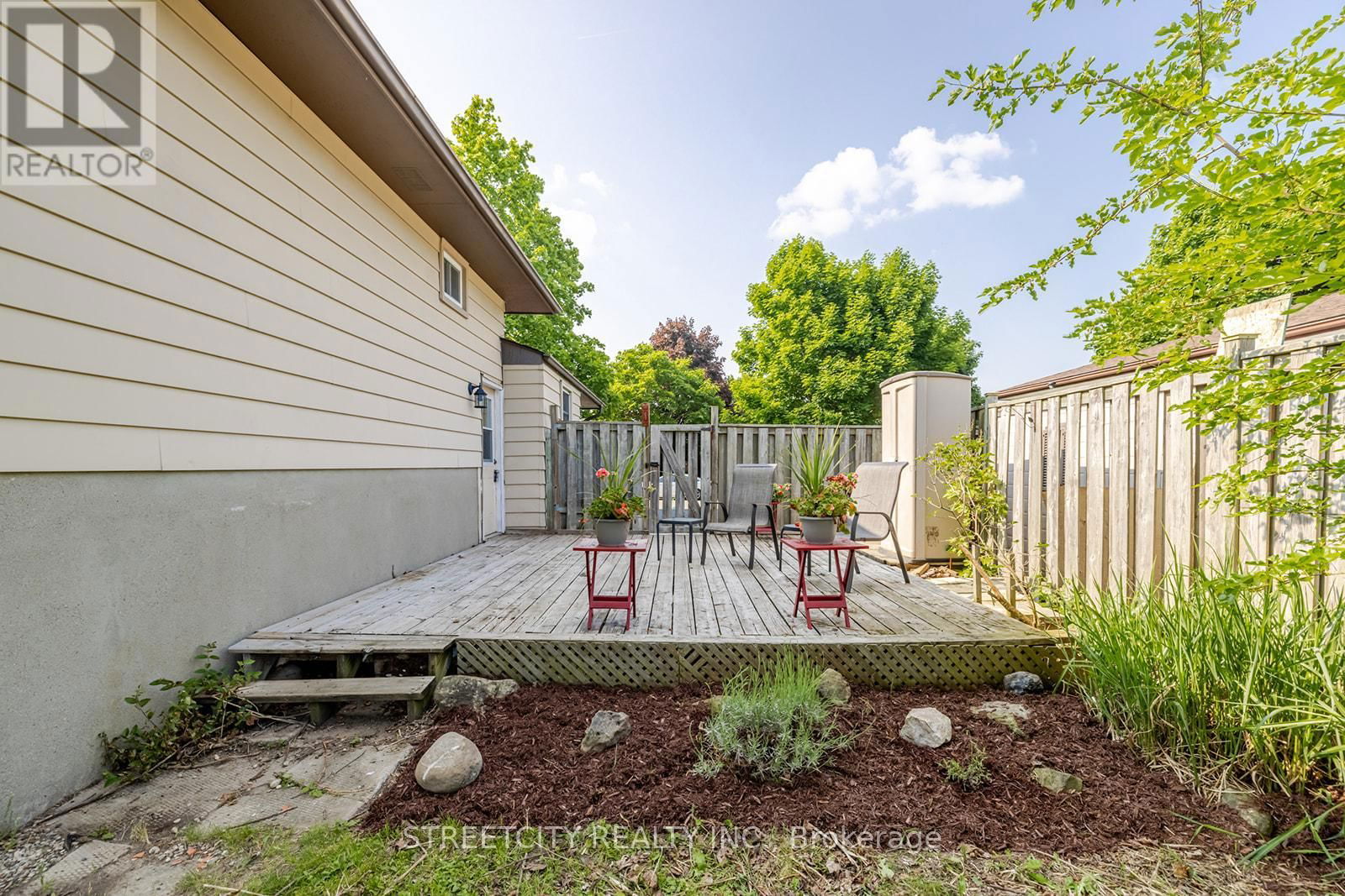41 FENNELL CRESCENT Image 31