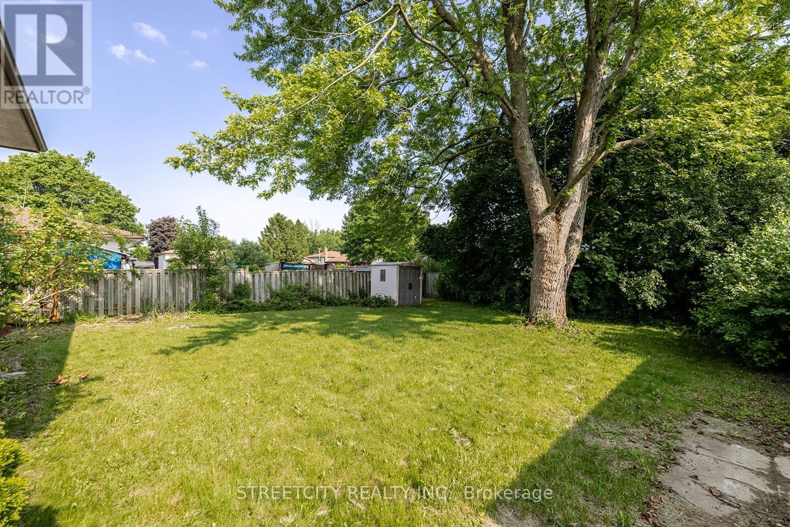 41 FENNELL CRESCENT Image 33