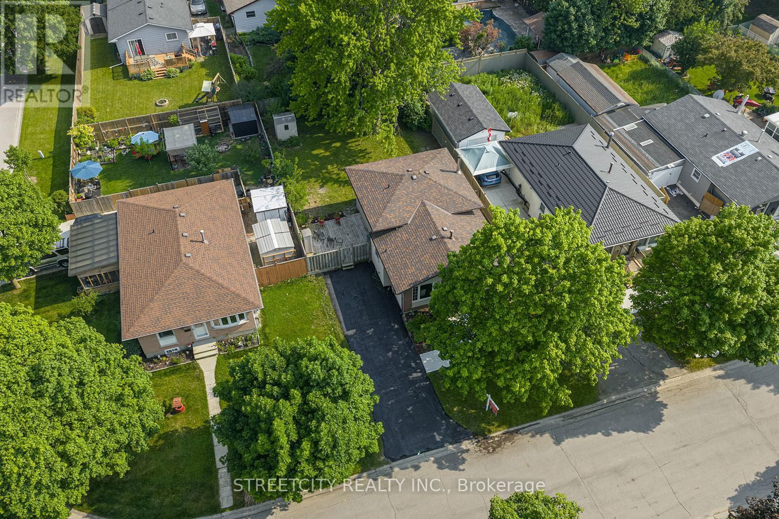 41 FENNELL CRESCENT Image 35