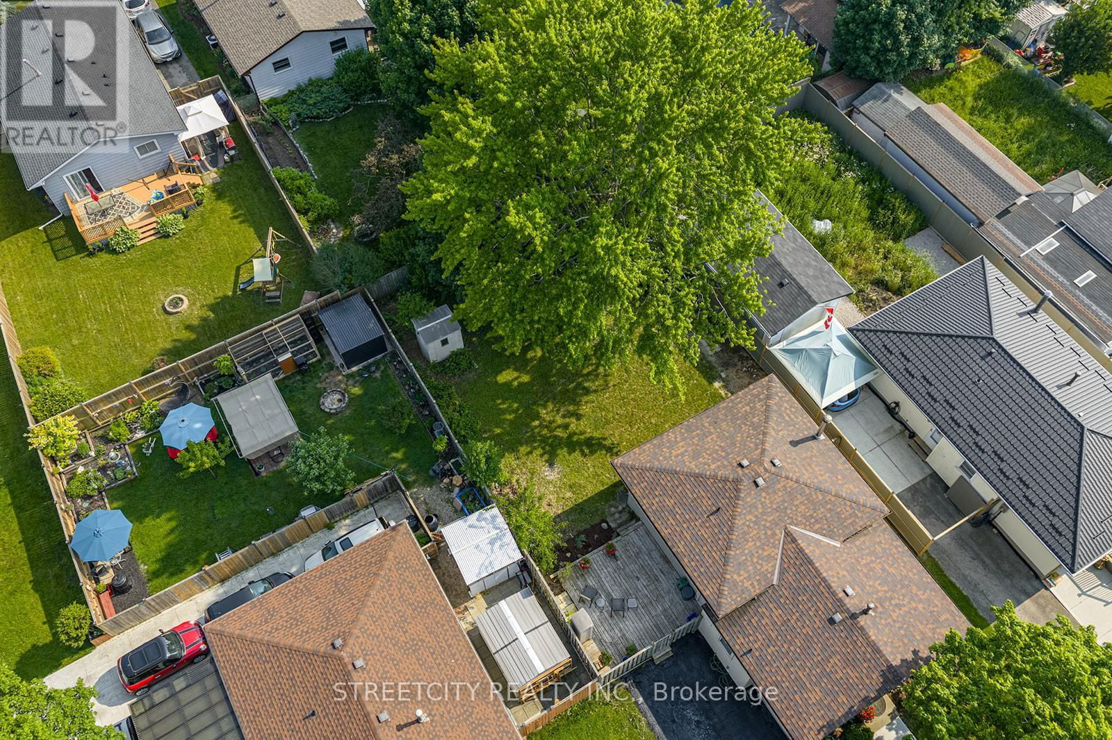 41 FENNELL CRESCENT Image 41