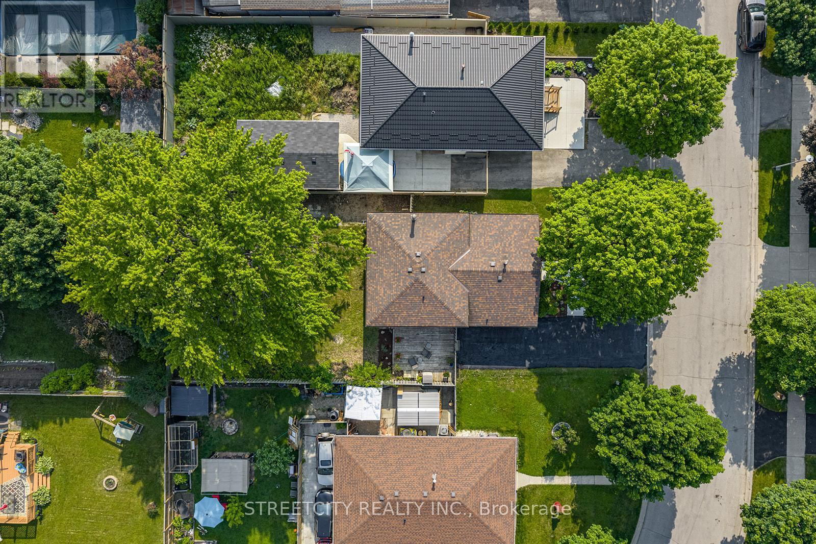 41 FENNELL CRESCENT Image 43