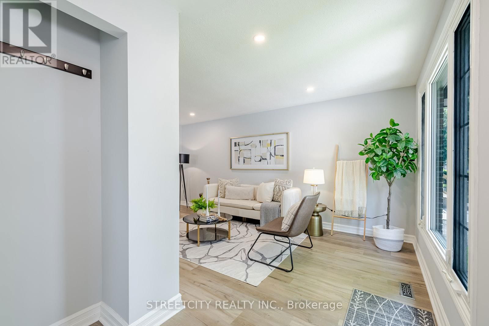 41 FENNELL CRESCENT Image 5
