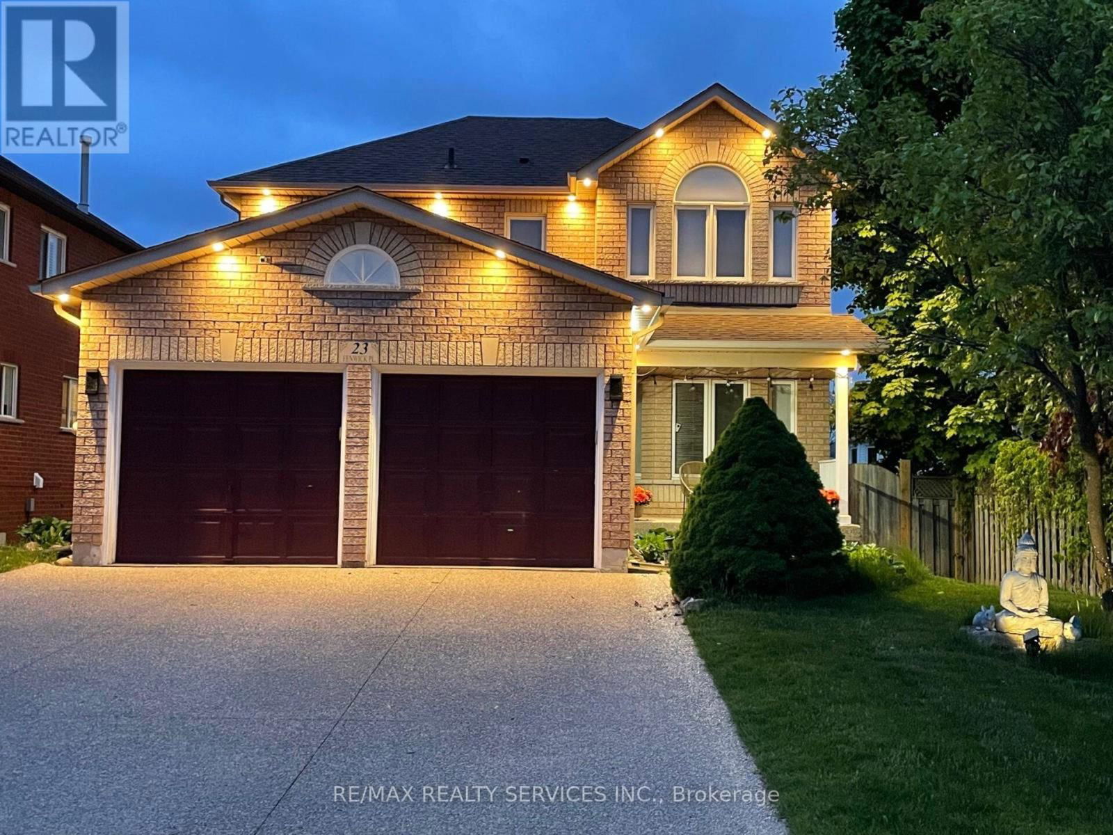 23 FENWICK PLACE Image 1