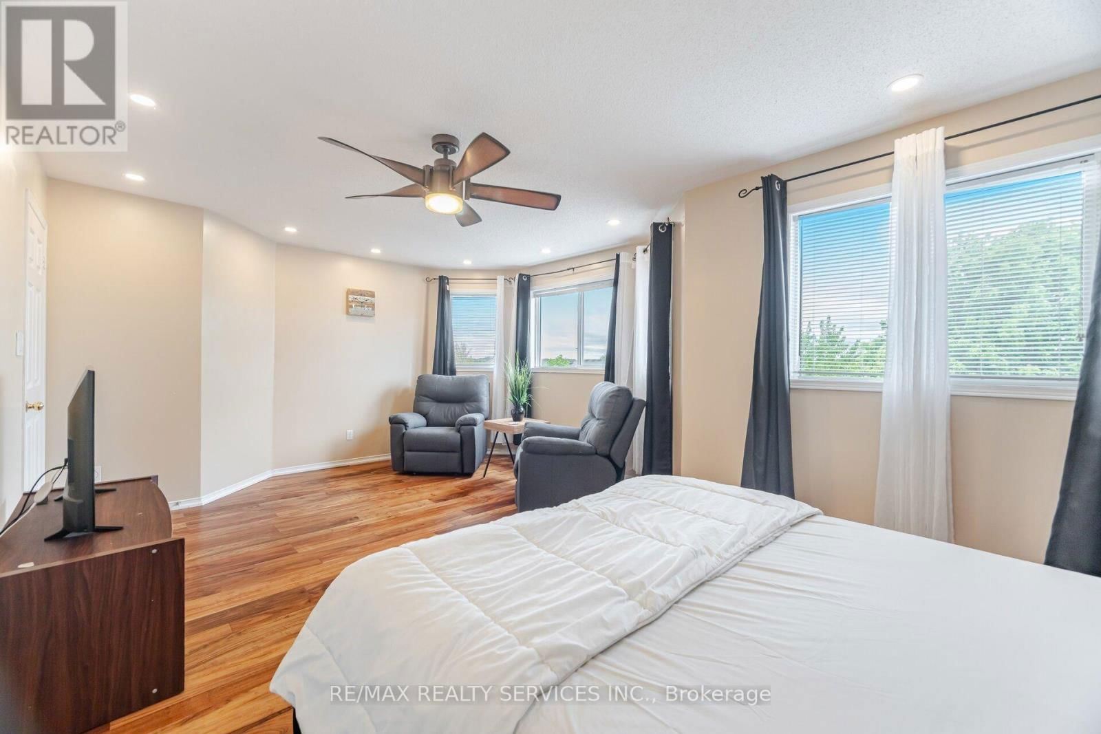 23 FENWICK PLACE Image 26