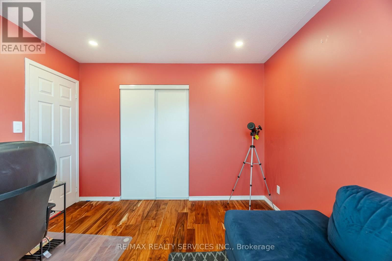 23 FENWICK PLACE Image 34