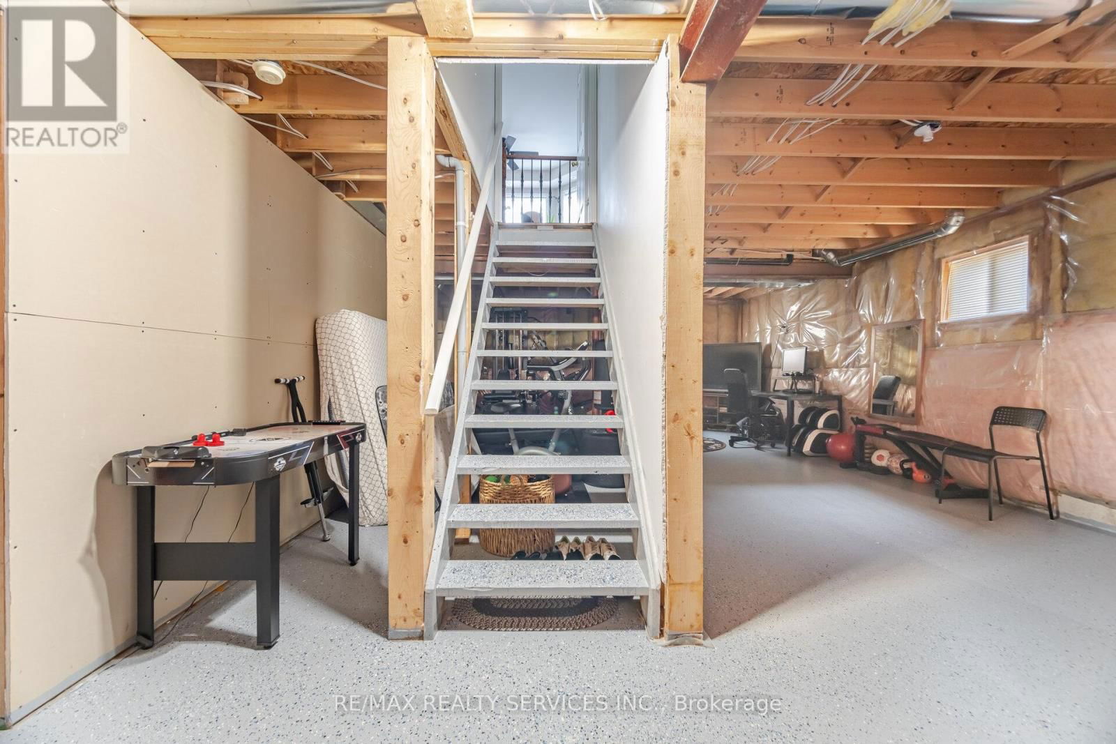 23 FENWICK PLACE Image 38
