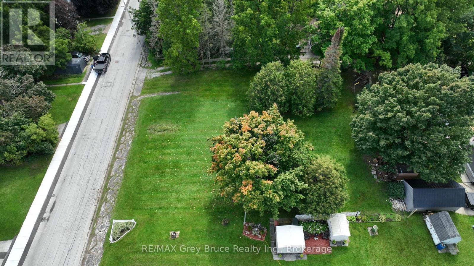 PT LOT 2 2ND AVENUE Image 3