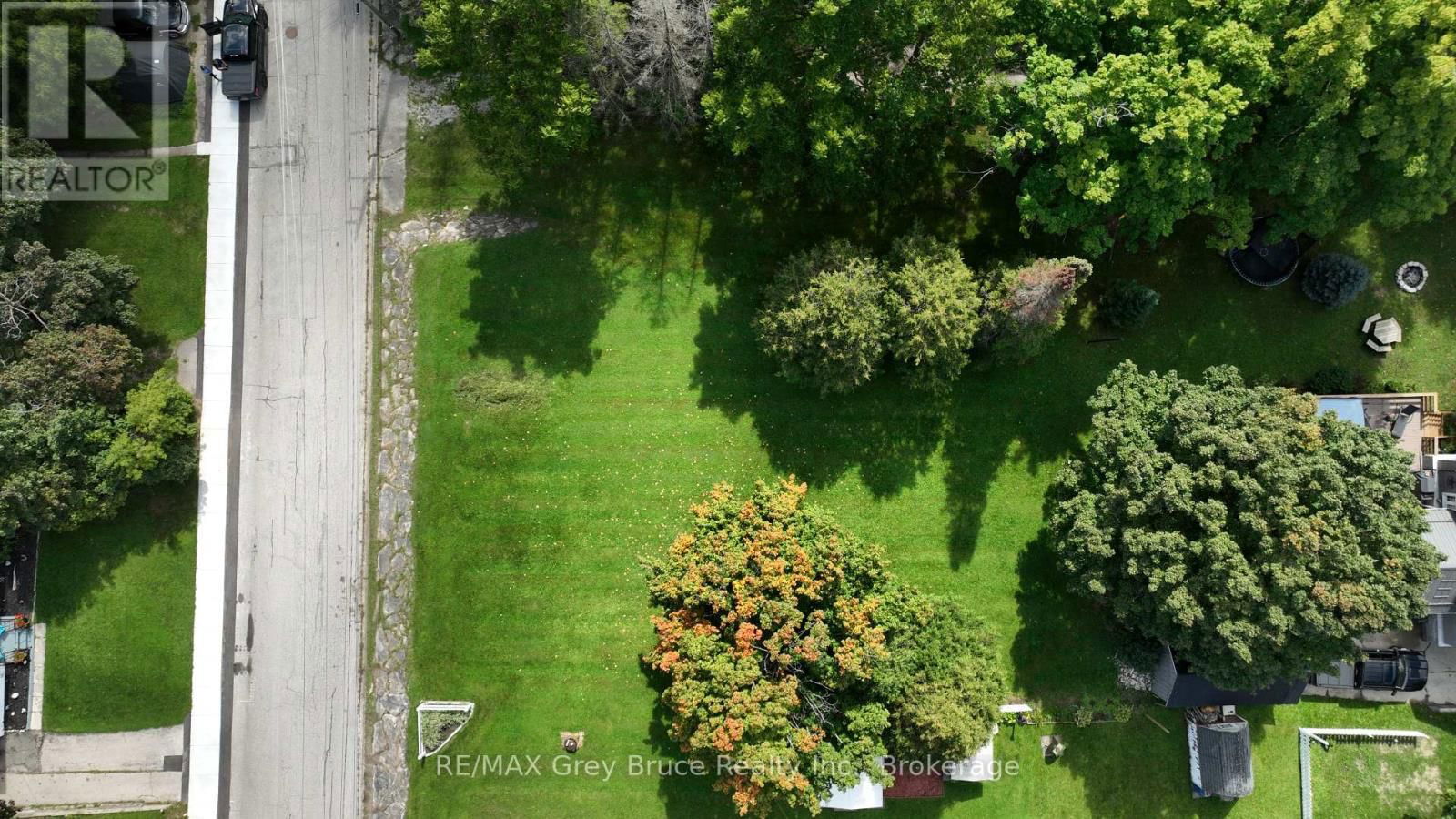 PT LOT 2 2ND AVENUE Image 4
