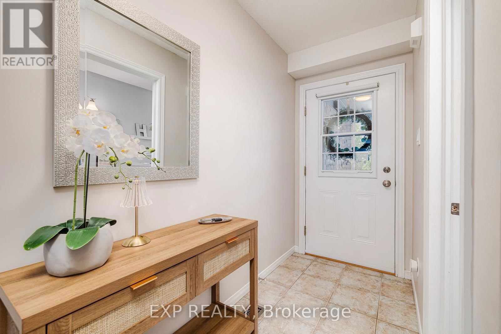 18 - 31 TOWNSEND DRIVE Image 11