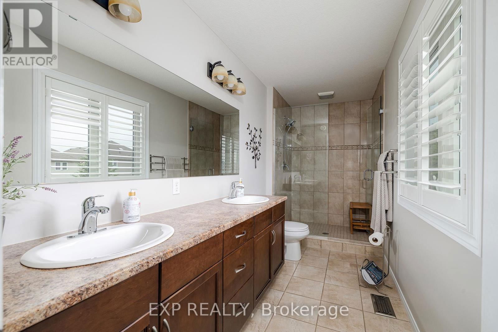 18 - 31 TOWNSEND DRIVE Image 16