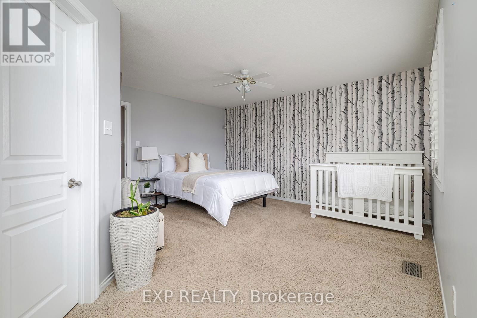 18 - 31 TOWNSEND DRIVE Image 18