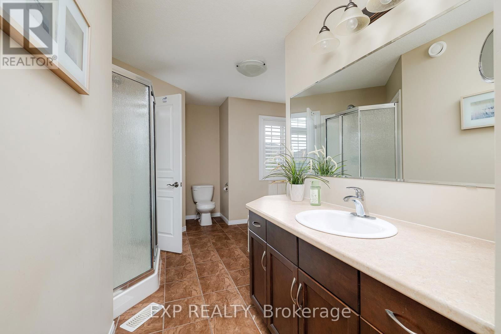 18 - 31 TOWNSEND DRIVE Image 21