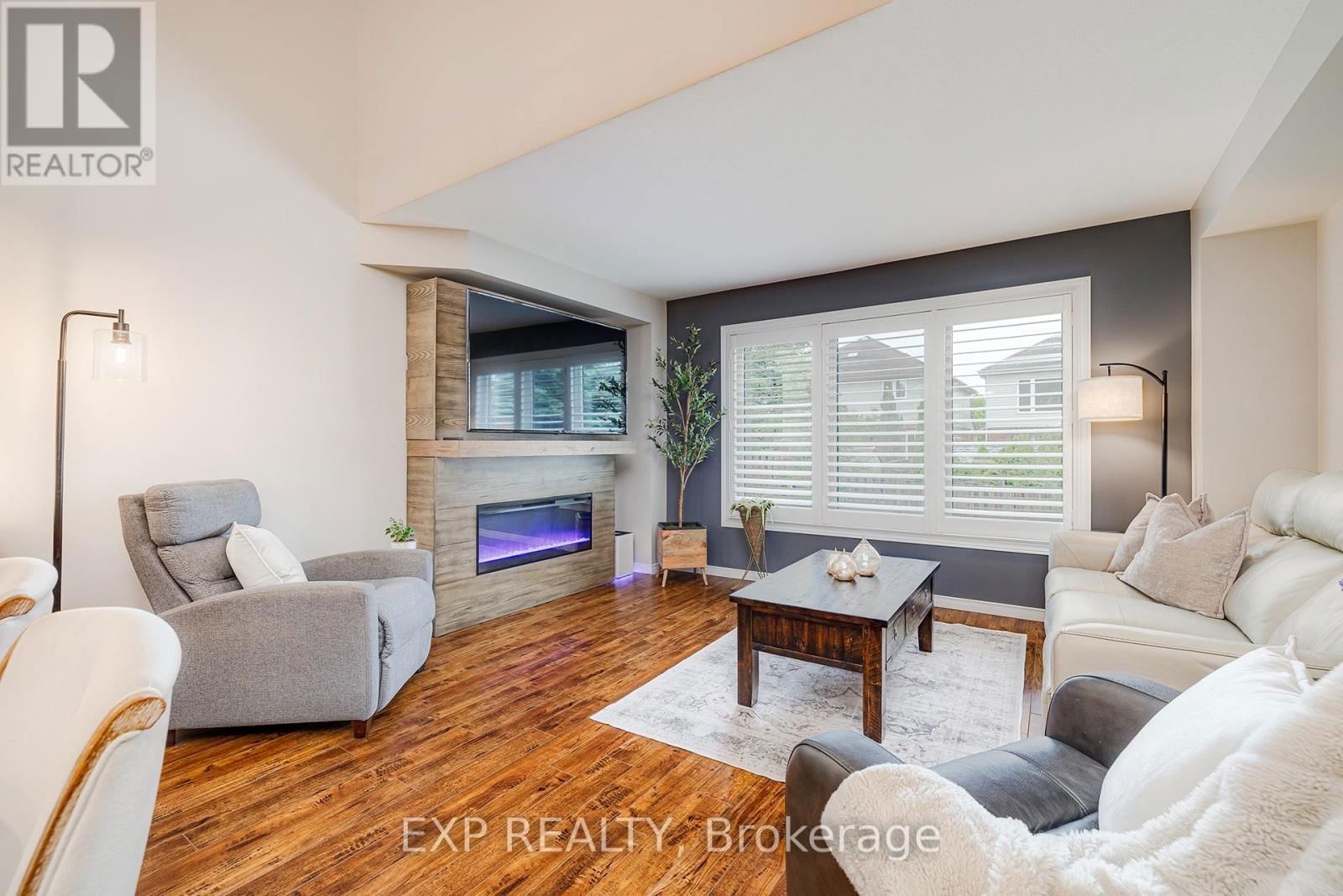 18 - 31 TOWNSEND DRIVE Image 8