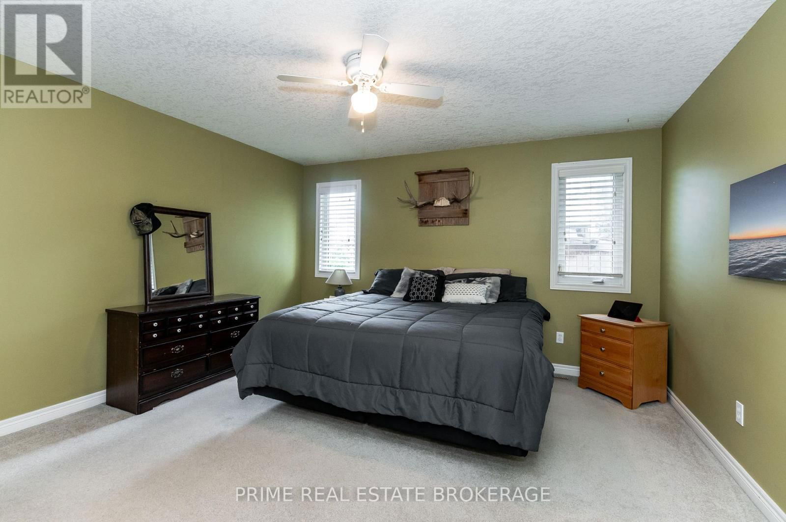 44 RIVERBANK DRIVE Image 20