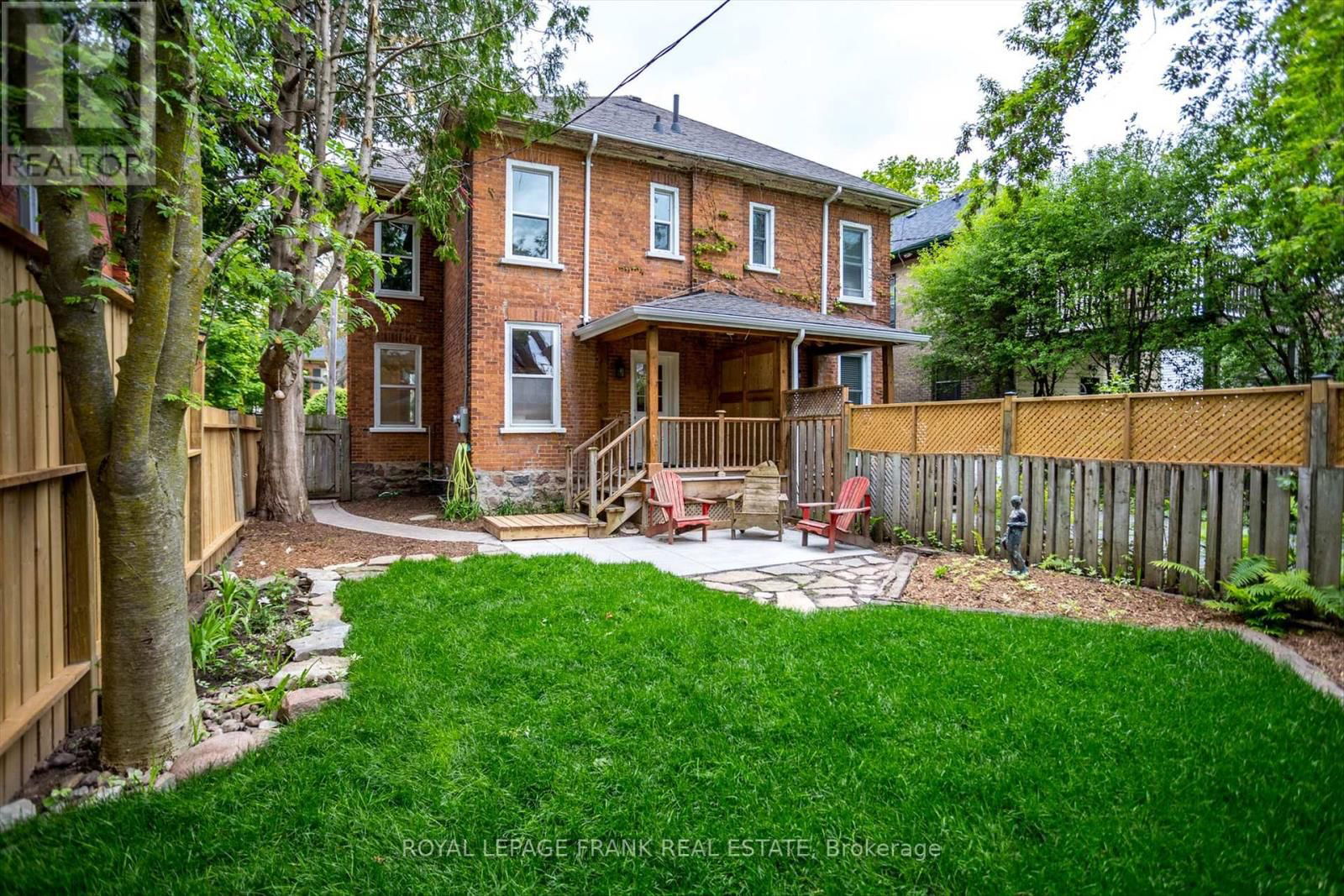565 GILMOUR STREET Image 33