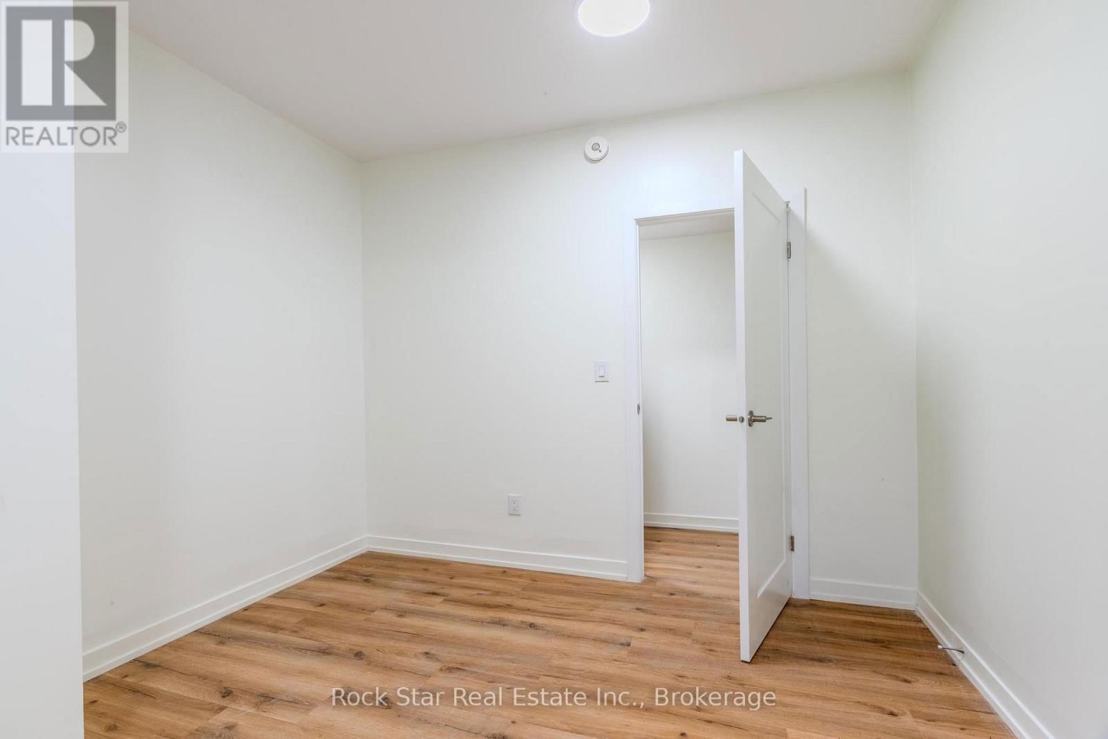 108 NIAGARA FALLS ROAD Image 30