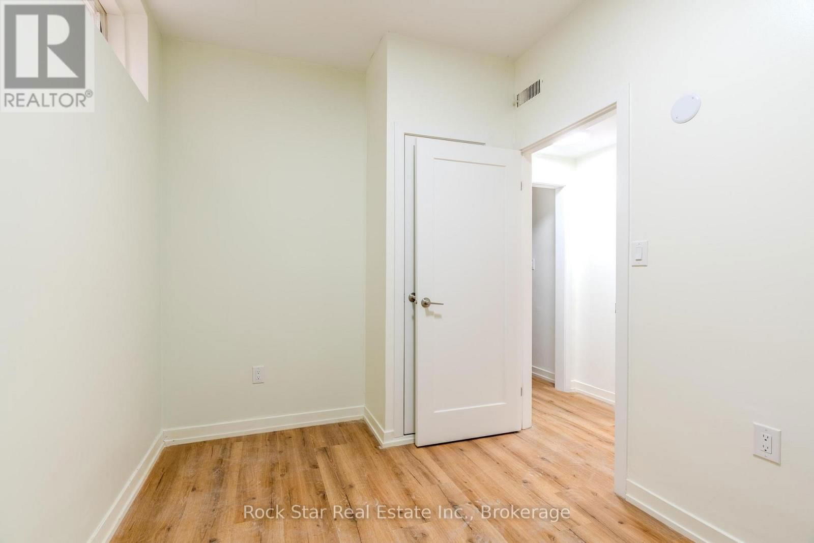 108 NIAGARA FALLS ROAD Image 33