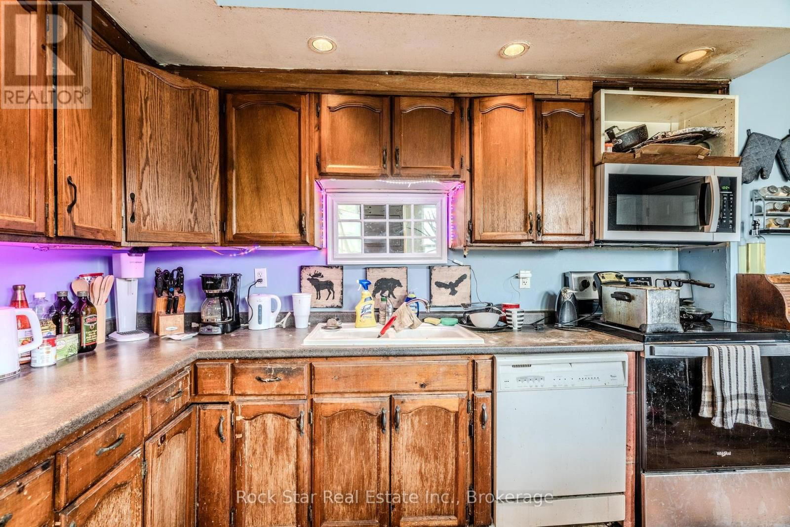 108 NIAGARA FALLS ROAD Image 9