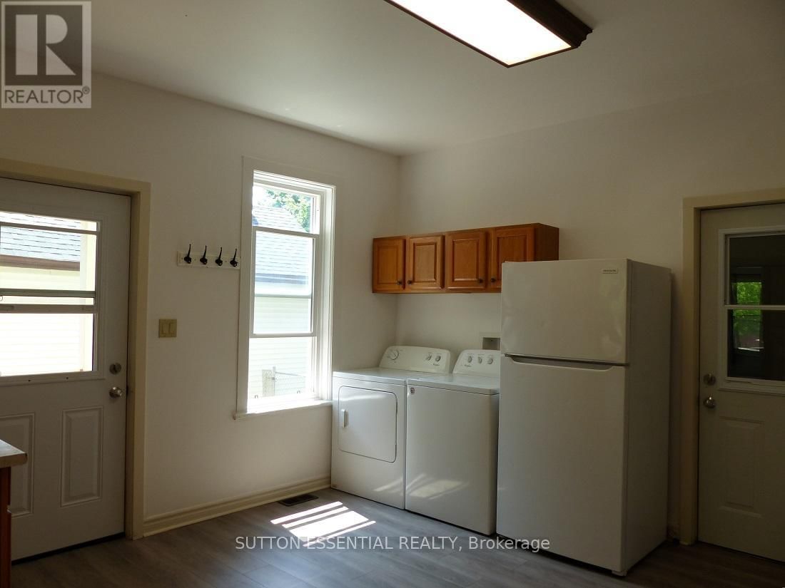 42 MCGILL STREET NORTH Image 13