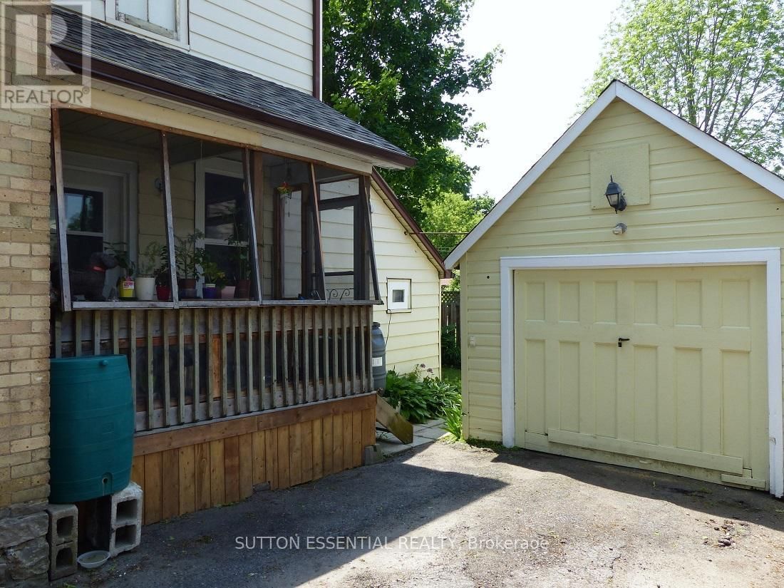 42 MCGILL STREET NORTH Image 26