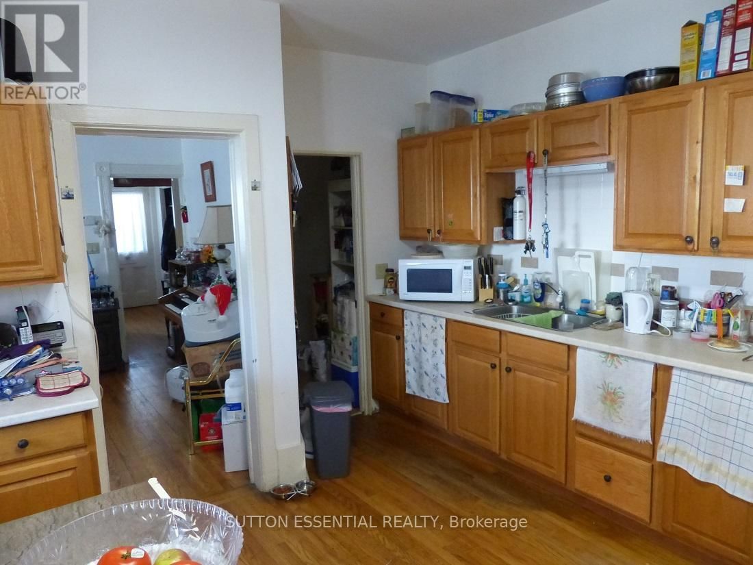 42 MCGILL STREET NORTH Image 27
