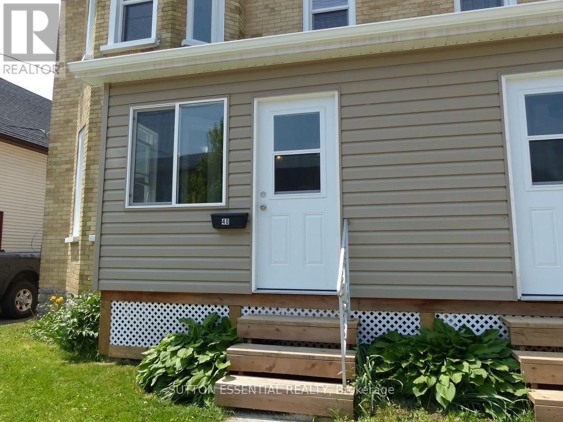 42 MCGILL STREET NORTH Image 4