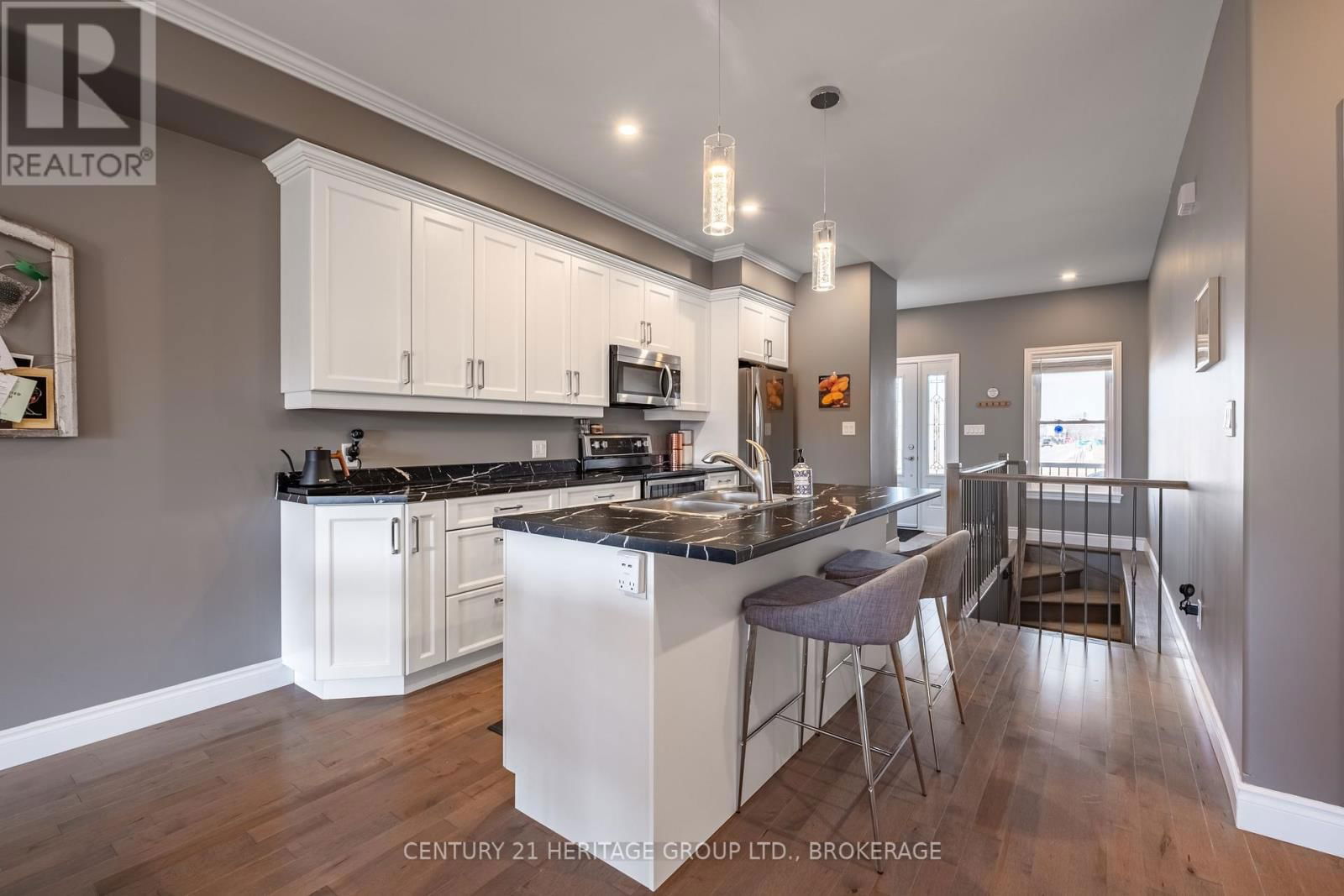 68 POTTER DRIVE Image 11