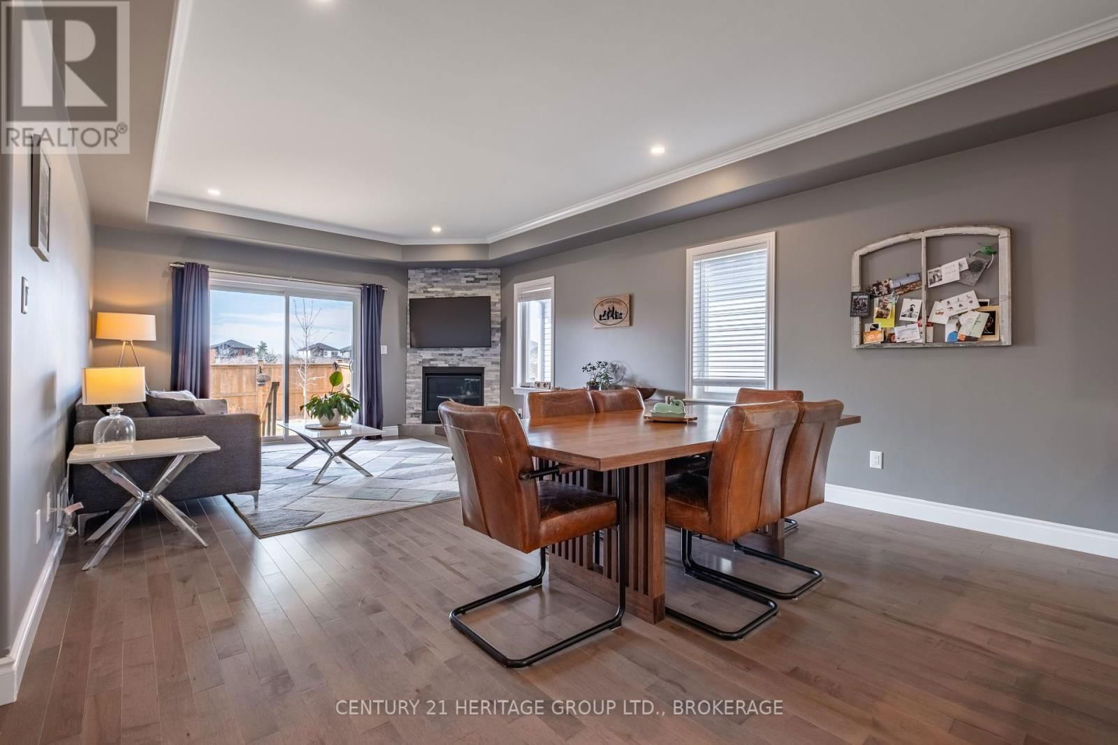 68 POTTER DRIVE Image 13