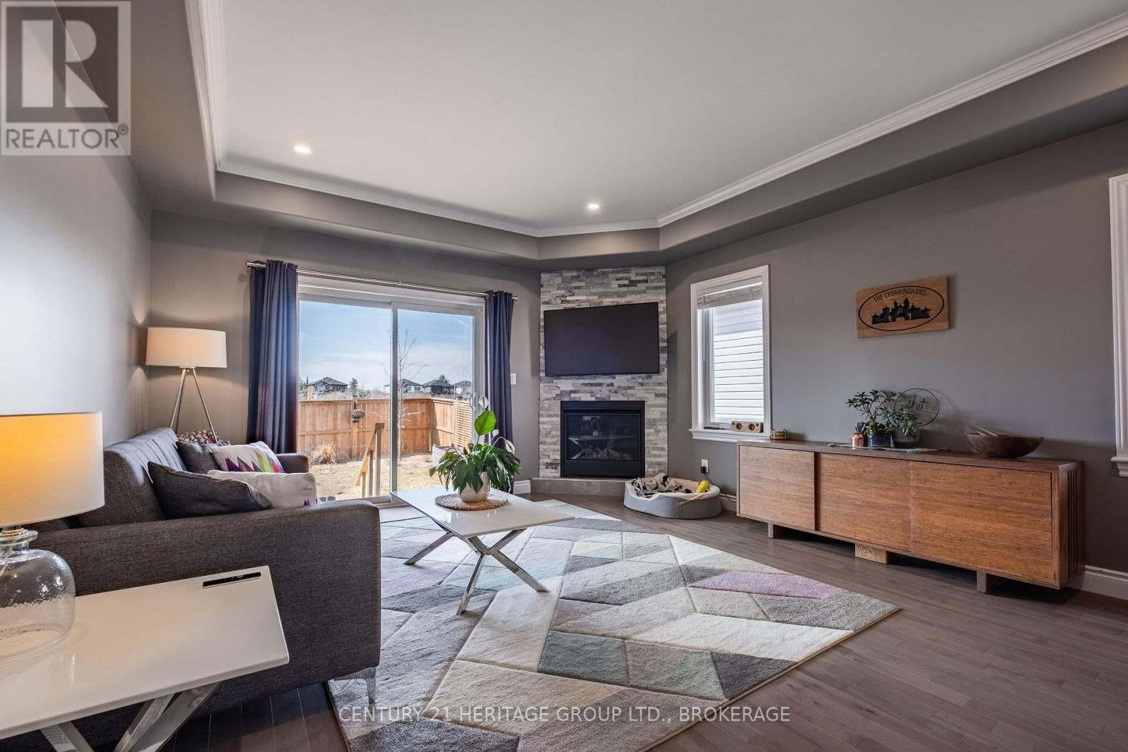 68 POTTER DRIVE Image 15