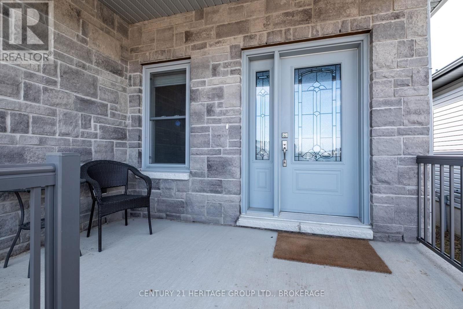 68 POTTER DRIVE Image 7