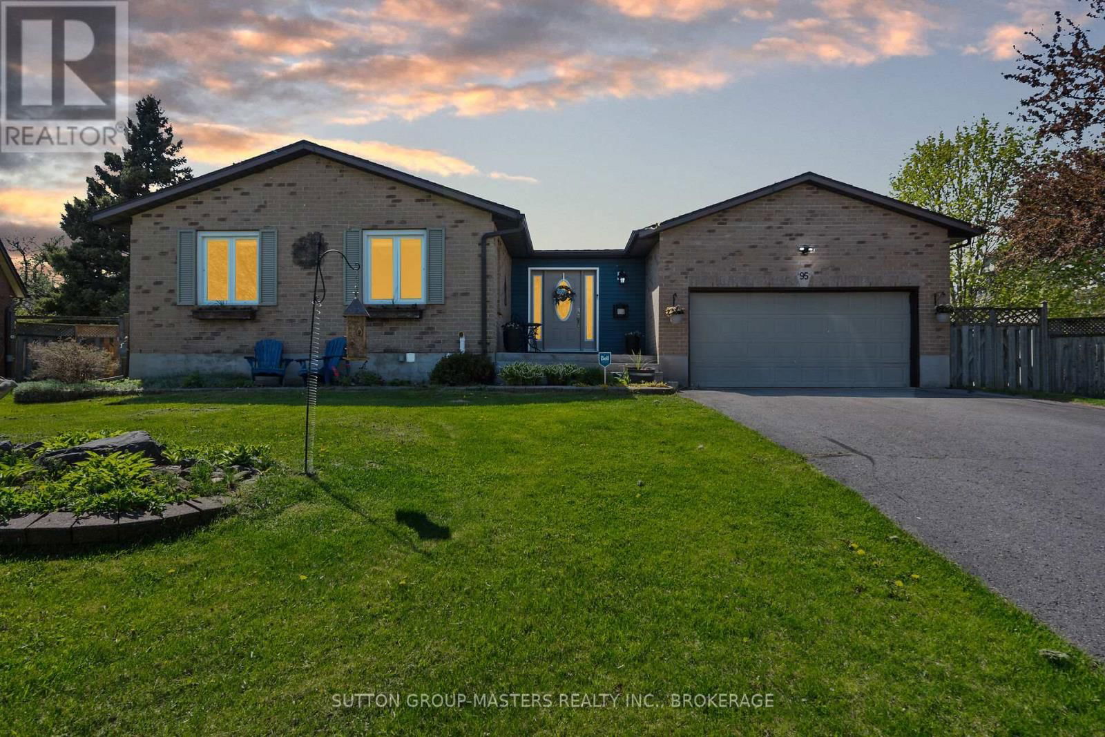 95 NICHOLSON CRESCENT Image 4