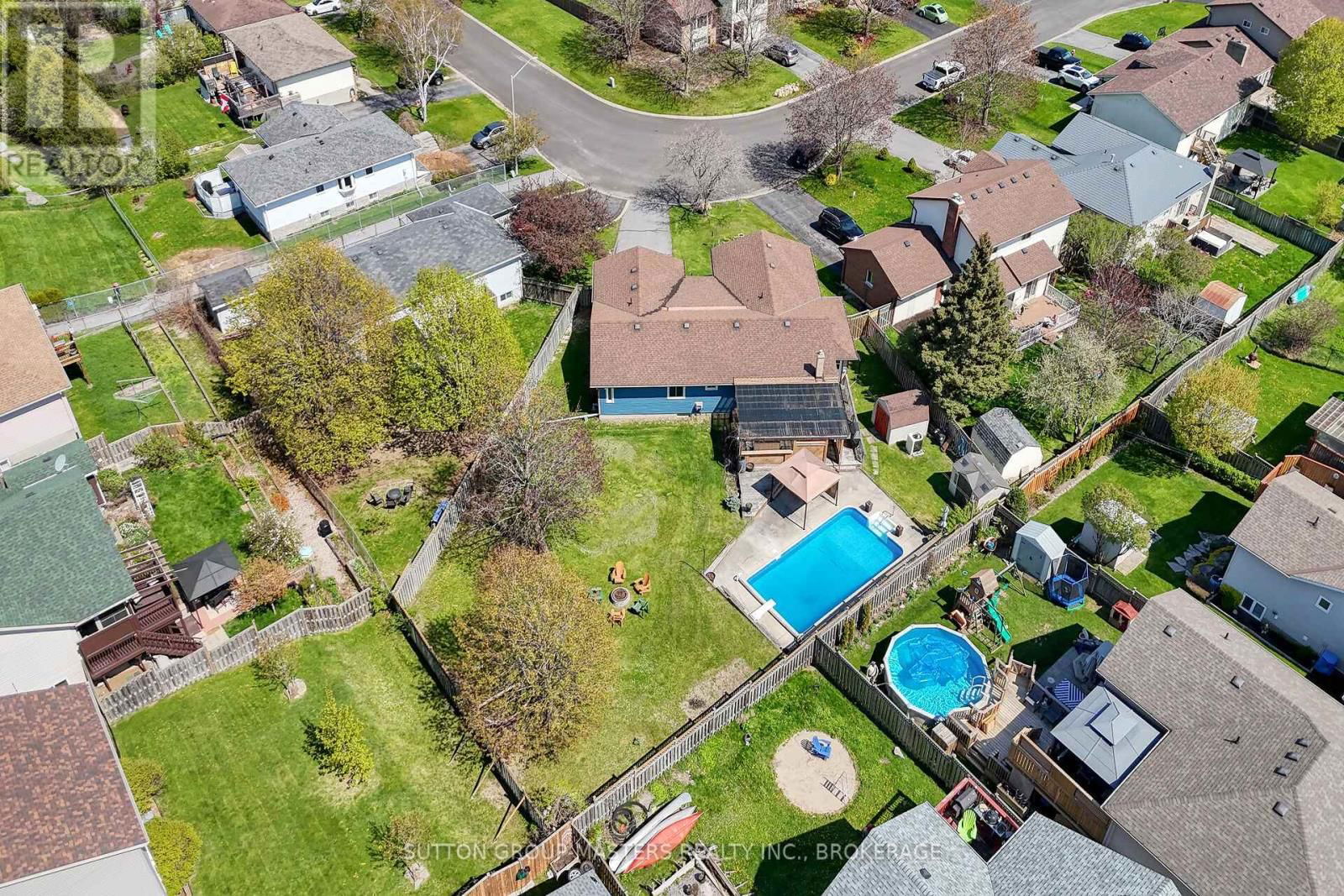 95 NICHOLSON CRESCENT Image 48