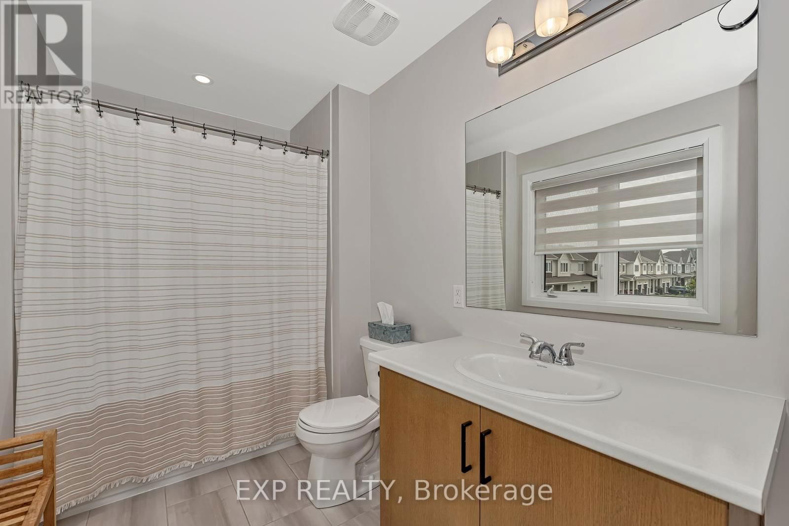 631 CREVIER WALK Image 21