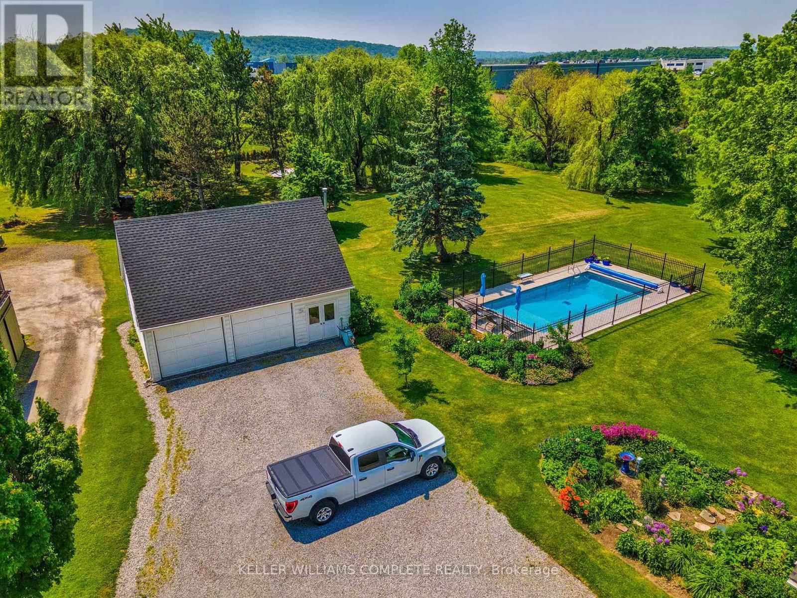 519 QUEENSTON ROAD Image 2