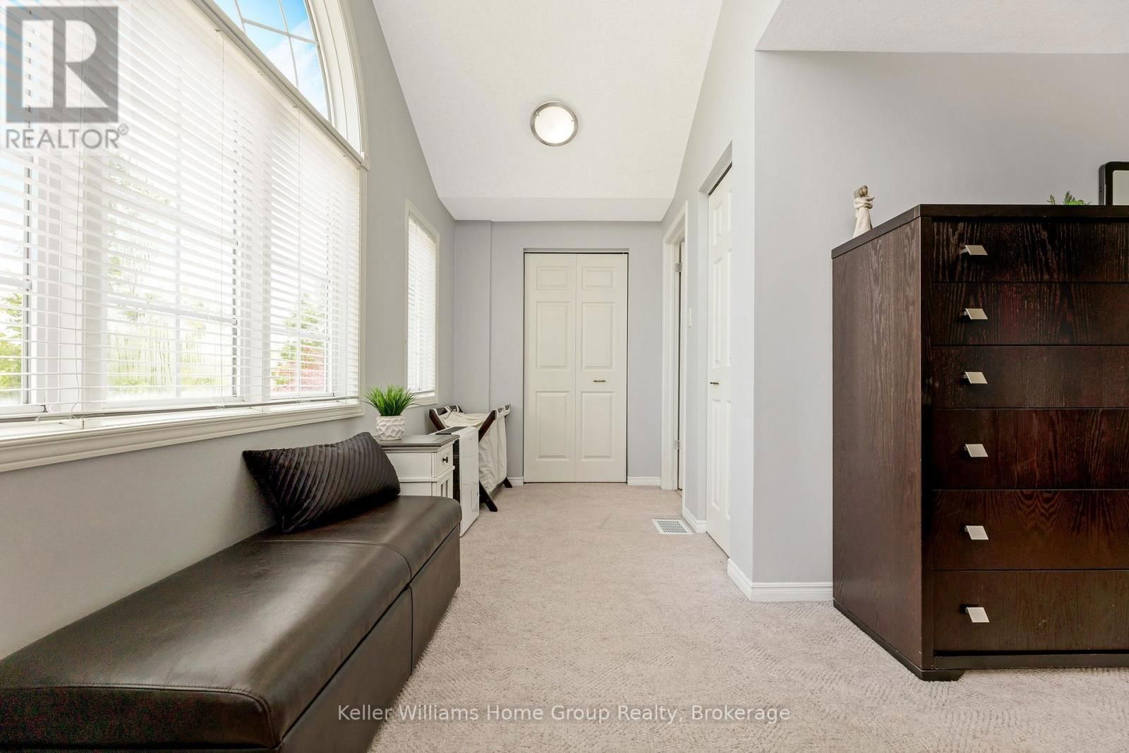 88 DOYLE DRIVE Image 14