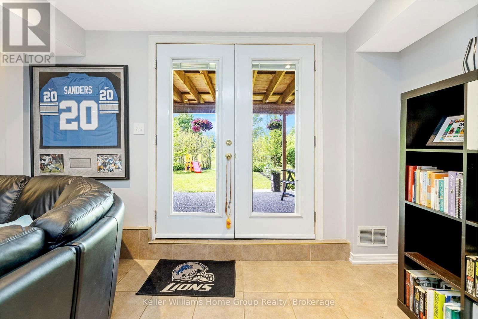 88 DOYLE DRIVE Image 23