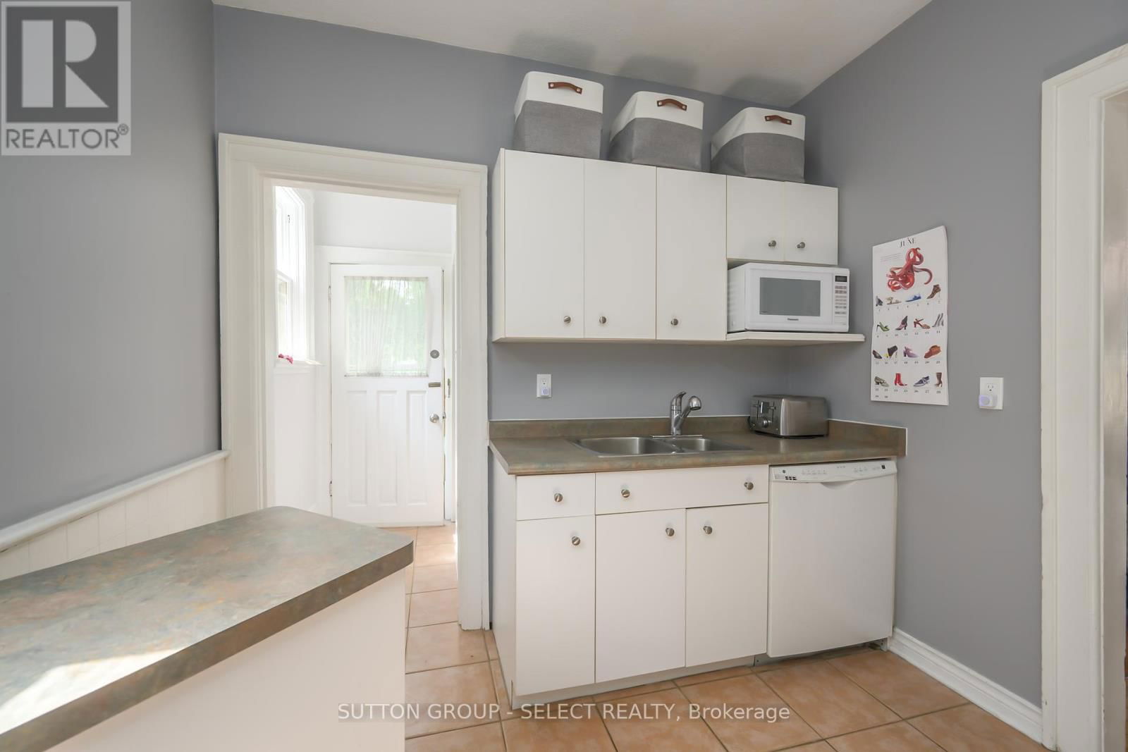 338 CHEAPSIDE STREET Image 14