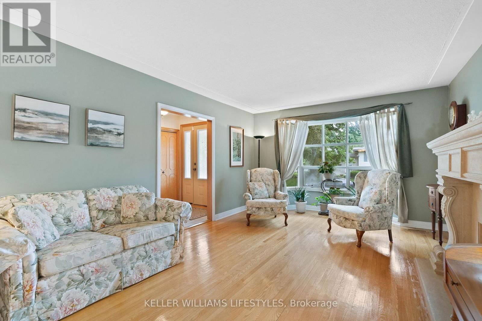 836 WESTBURY CRESCENT Image 6