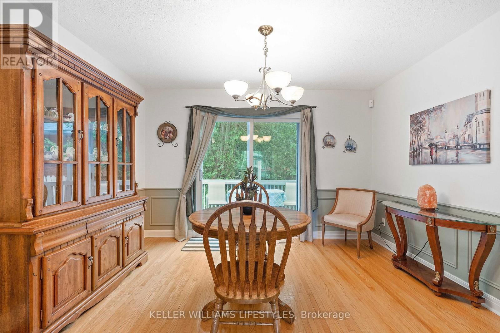 836 WESTBURY CRESCENT Image 9