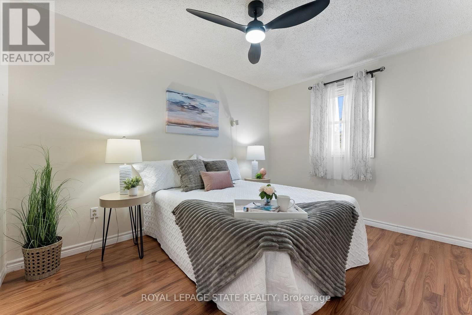 544 MARY STREET Image 12