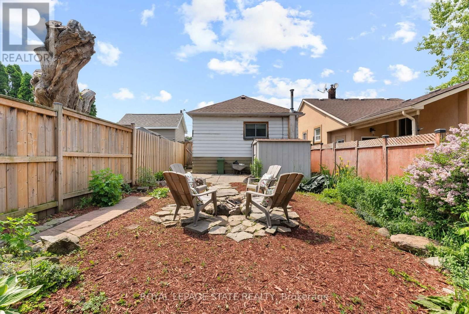 544 MARY STREET Image 18