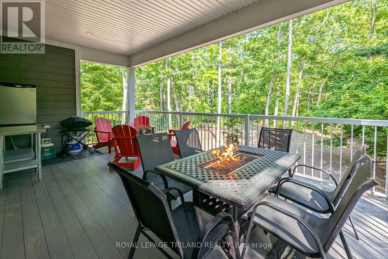 10124 SANDALWOOD CRESCENT Image 46
