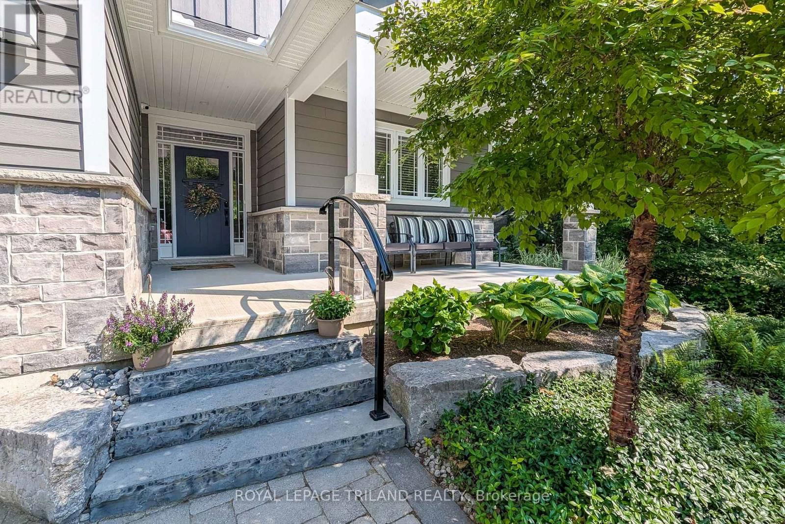 10124 SANDALWOOD CRESCENT Image 8