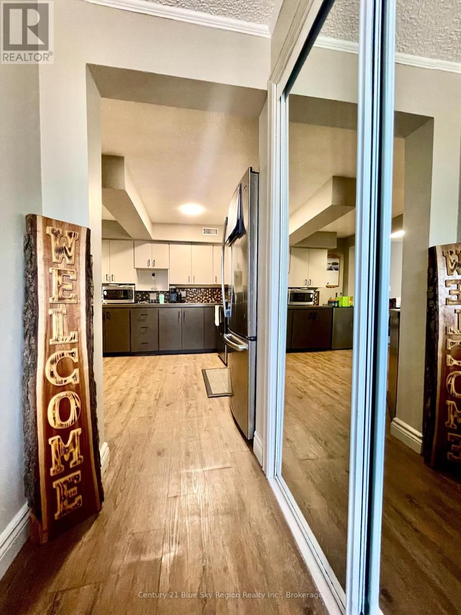 175 CARRIE STREET Image 11
