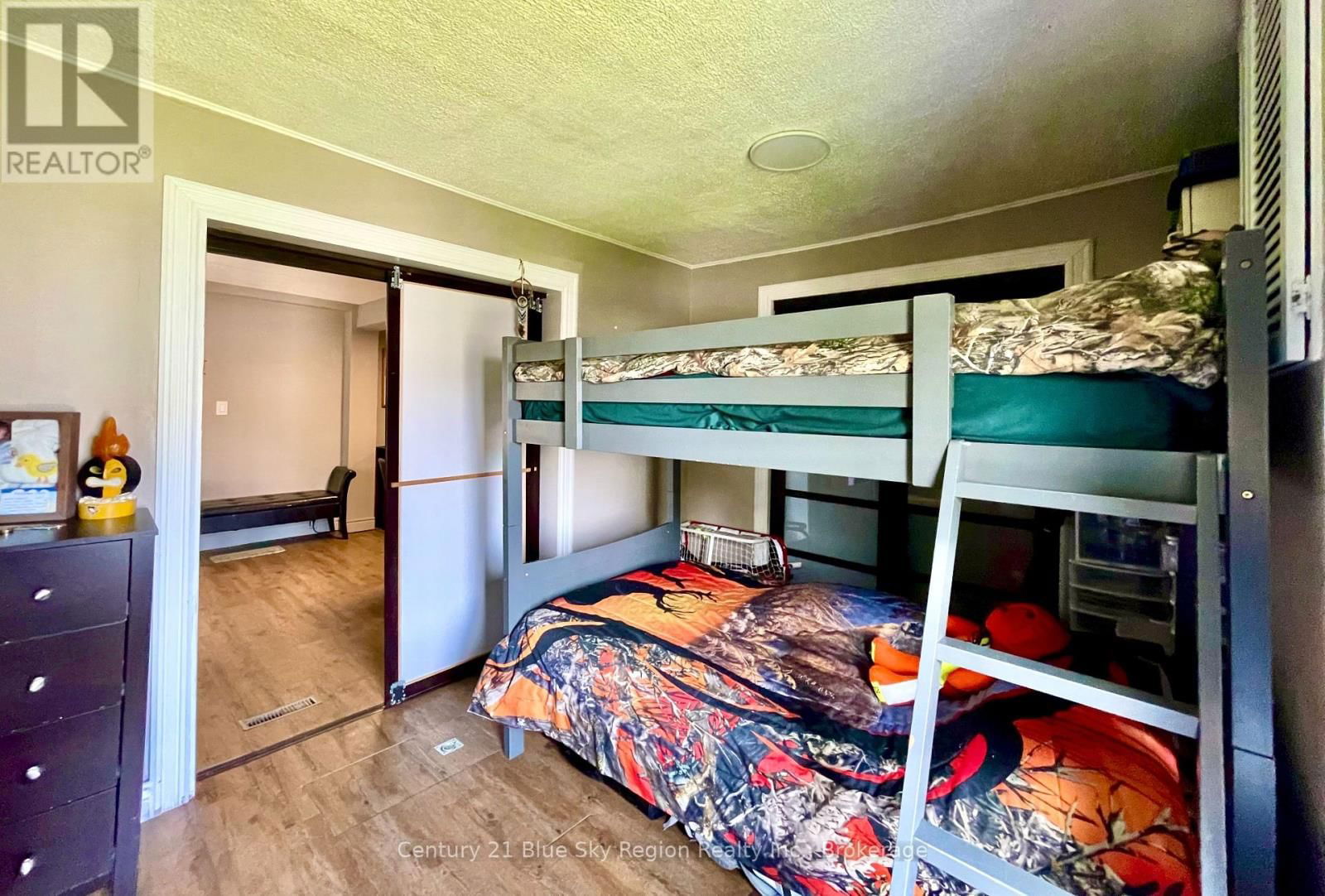 175 CARRIE STREET Image 16