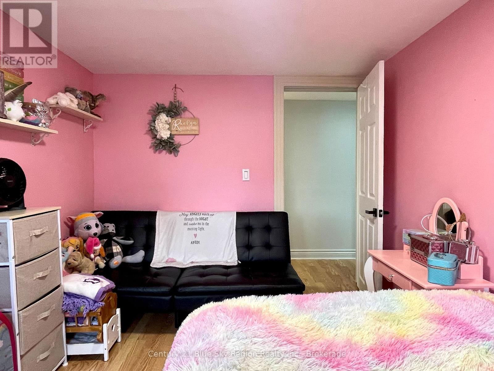 175 CARRIE STREET Image 22