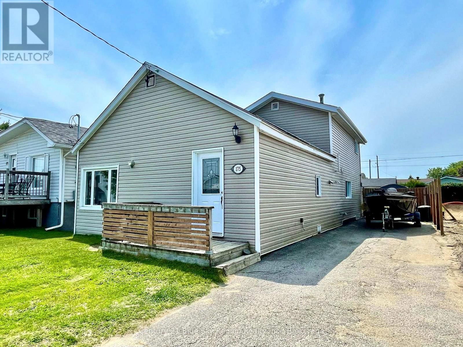 175 CARRIE STREET Image 25