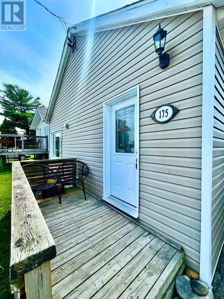 175 CARRIE STREET Image 9