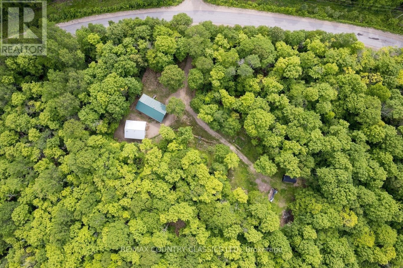 182 CENTREVIEW ROAD Image 25
